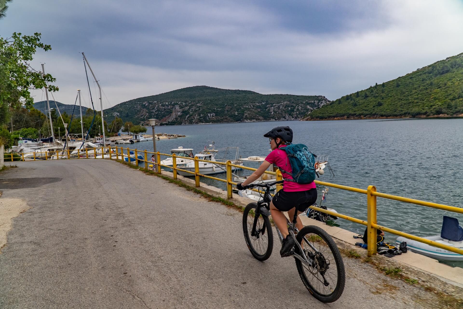Jazda rowerem w Grecji dostarcza wielu niezapomnianych widokow