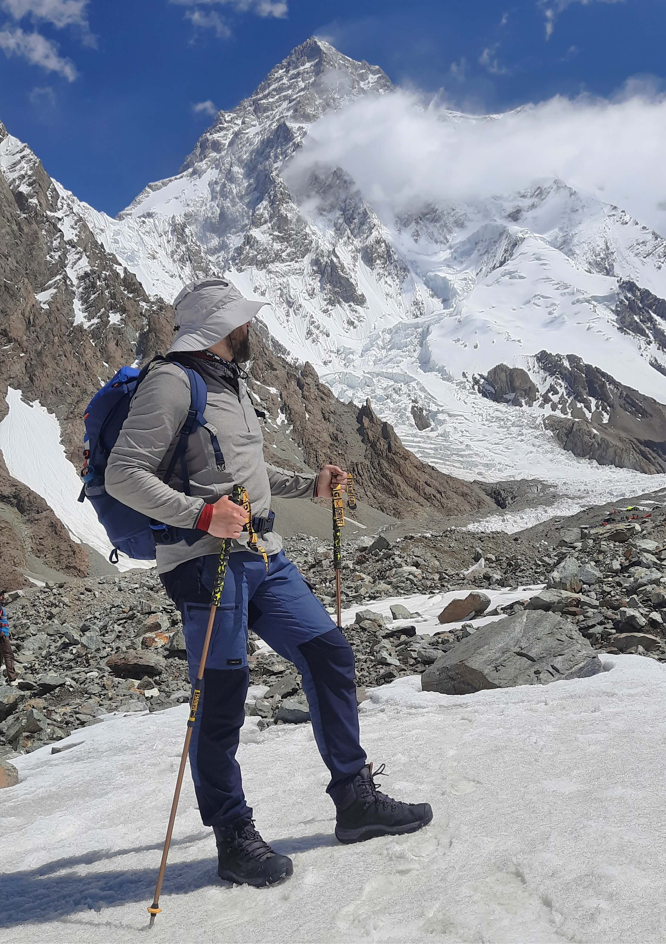 Niezwaodne Keen Revel IV w trakcie trekking w Karakorum