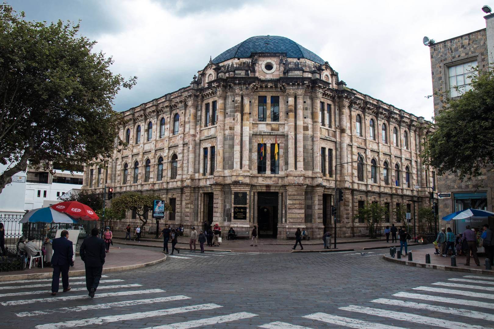 Cuenca_w_Ekawdorze_obfituje_w_ciekawa_architekture