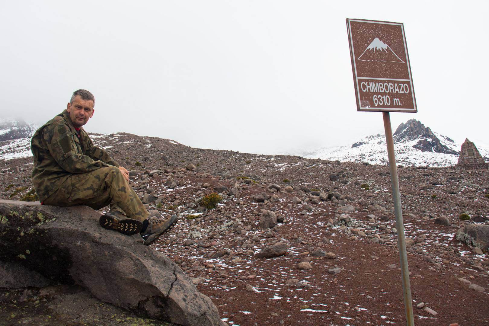 Szczyt_Chimborazo_w_Ekwadorze_i_niezawodne_Keen_Targhee_Mid_WP