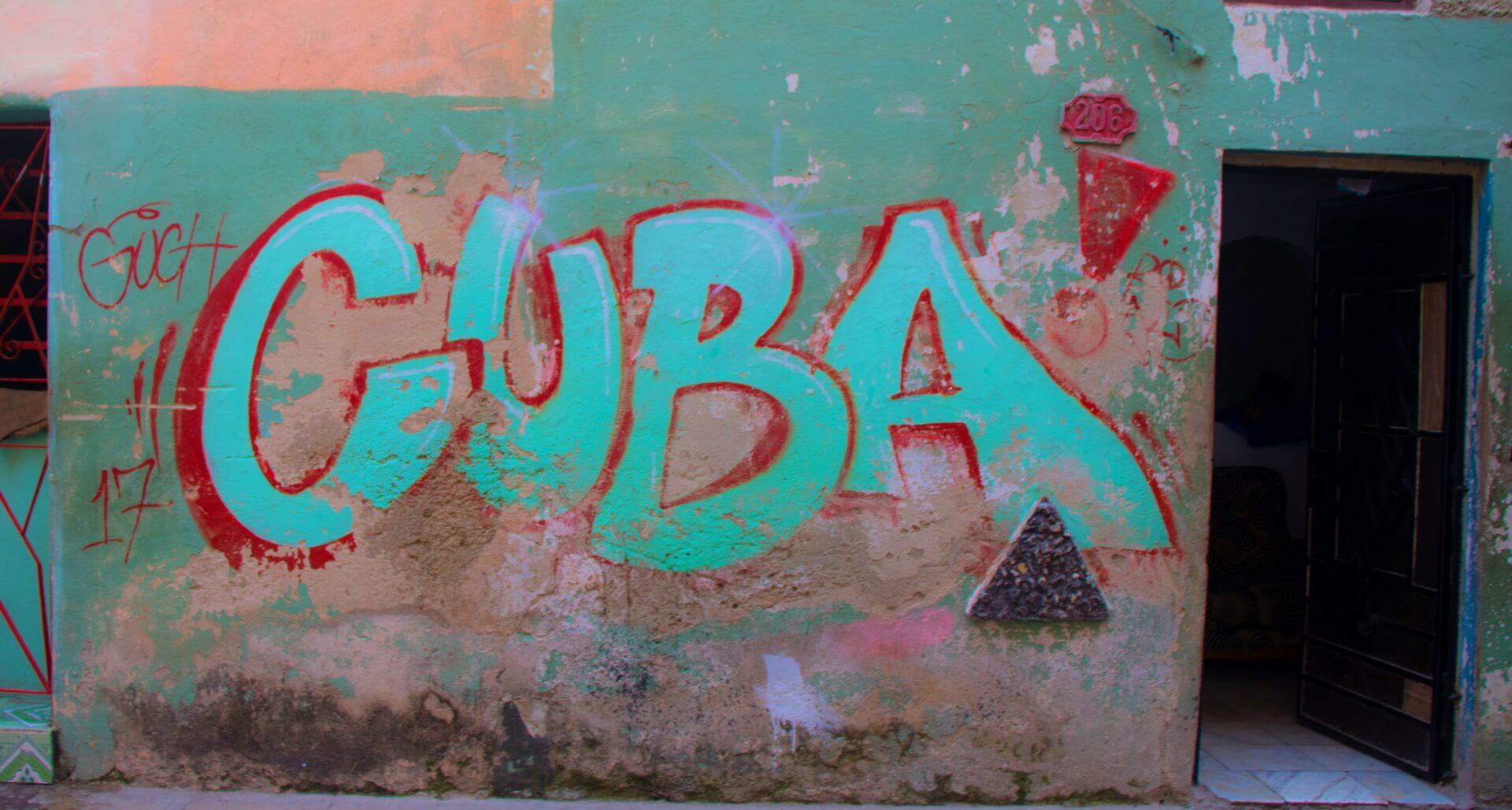 Graffiti na ścianie, Hawana, Kuba