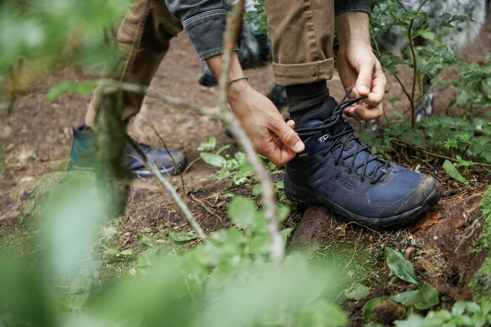 Keen Explore swietnie sprawdzi sie na lesnych sciezkach