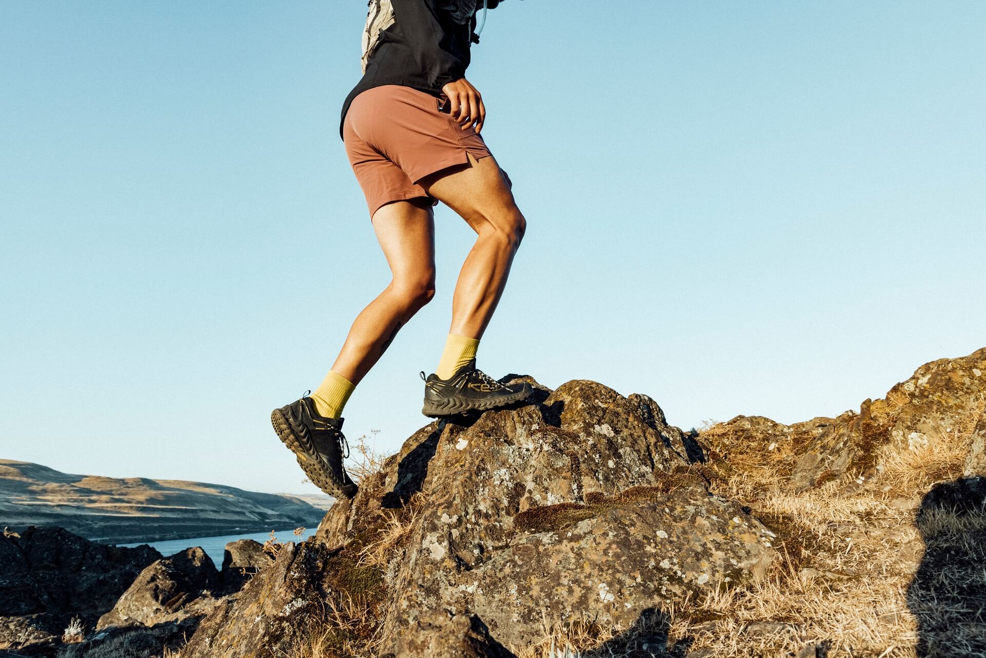 Buty Keen Nxis Evp w wersji krotkiej sprawdza sie rowniez w trakcie biegow przelajowych